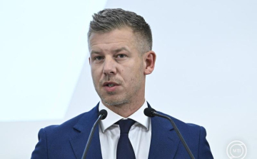 Energiatakarékosság - Magyar Péter: ha tartani lehet a jelenlegi takarékosságot, akkor nem szükséges szigorúbb beavatkozás