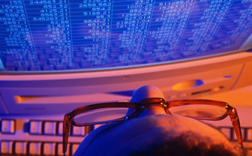 Napi három és fél órát tölt az átlagos internethasználó a világhálón