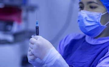 Újabb kínai vakcina lépett a klinikai tesztek harmadik fázisába