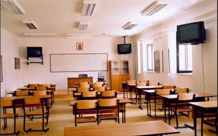 Bírósághoz fordult a szakolyi önkormányzat az iskolaigazgató kinevezése miatt