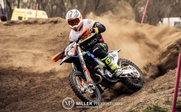Hertlik Donoven legjobb magyarként állhatott dobogóra az endurocross nyitóversenyén