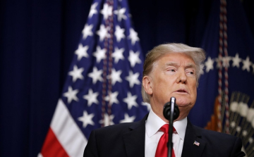 Trump: a járvány várhatóan július végéig, augusztusig eltart
