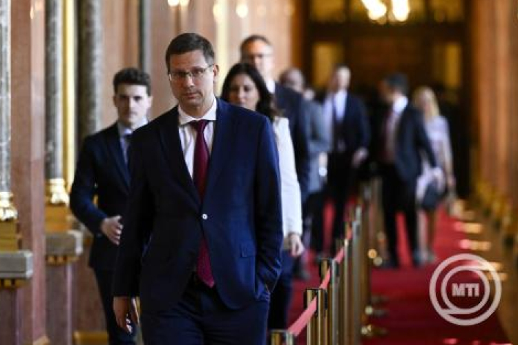 Gulyás Gergely: olyan Fidesz-frakció kell, amely a párt megújulását képes szimbolizálni