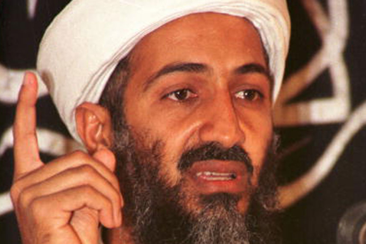 Bin Laden amiatt aggódott, hogy a felesége fogsorába lehallgató berendezést építettek be