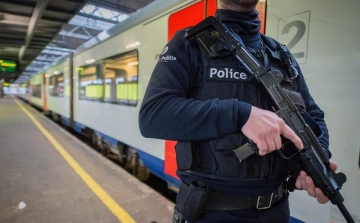 Robbanás történt egy brüsszeli metróállamoson is, az uniós intézmények közelében