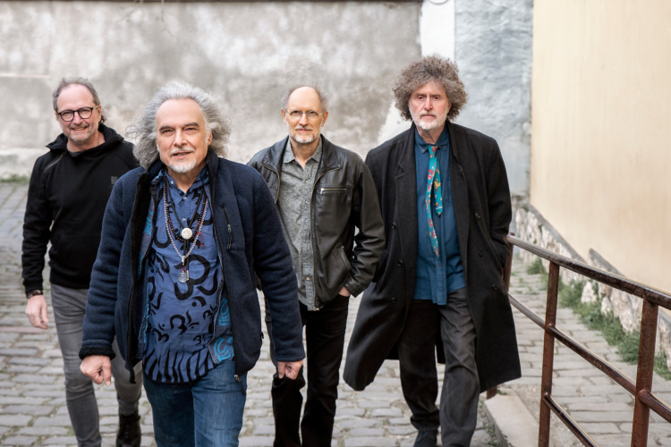 A KFT és Laár András 44 év után külön utakon folytatja