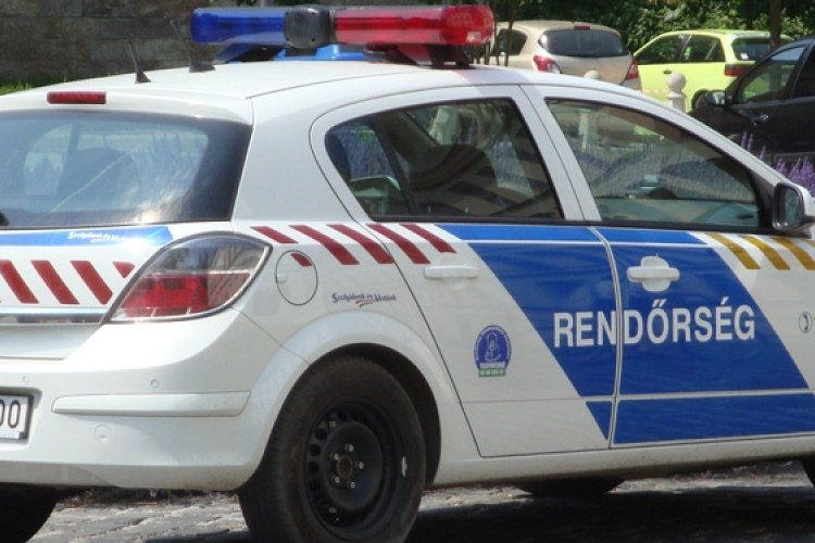 Oltóorvos életét mentették meg a rendőrök