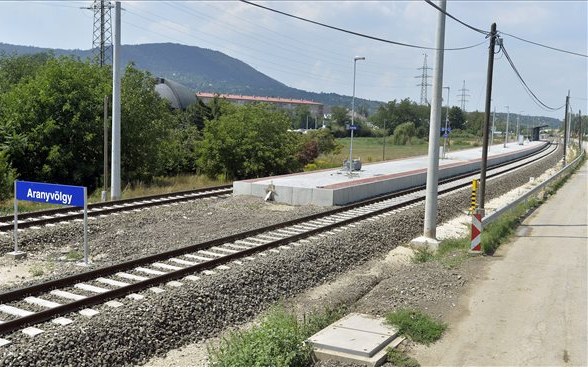 Felújítás miatt változik a Keleti és Nyugati pályaudvari vonatok menetrendje