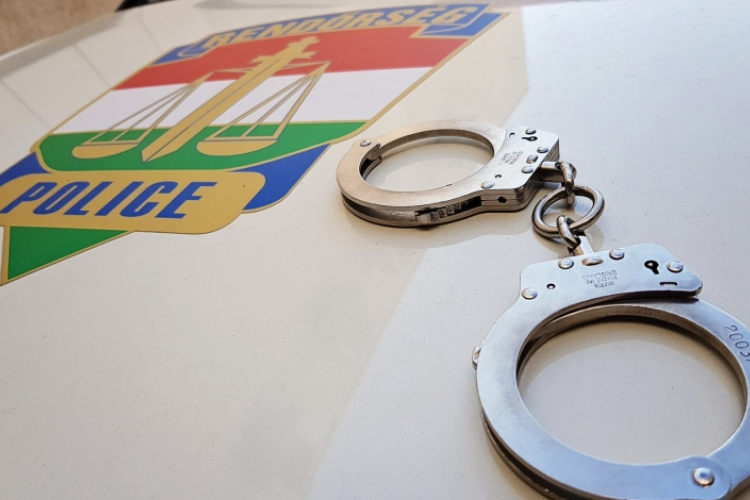 Kabátzsebből lopott 12,5 milliót, elfogták