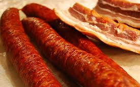 Szívelégtelenséget okozhatnak a feldolgozott vörös húsok