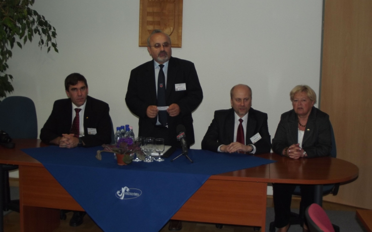 Multidiszciplináris konferencia a főiskolán
