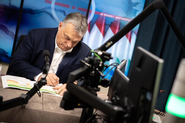 Orbán Viktor: Nagyon veszélyes pillanatban vagyunk