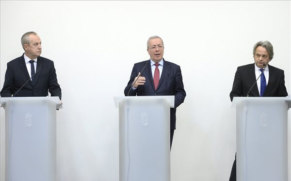 Magyarország felkészült a kerítés építésére a román határon