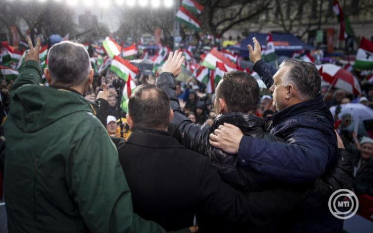 Orbán Viktor Békéscsabán is az ukrán veszélyről beszélt