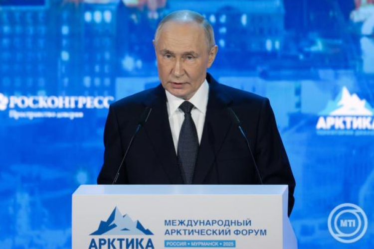 Vlagyimir Putyin: komolyan kell venni a Grönlandra vonatkozó amerikai igényt