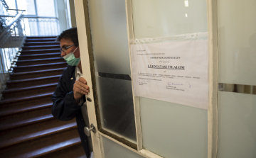 Látogatási tilalom bevezetését javasolja az operatív törzs a kórházaknak, idősotthonoknak